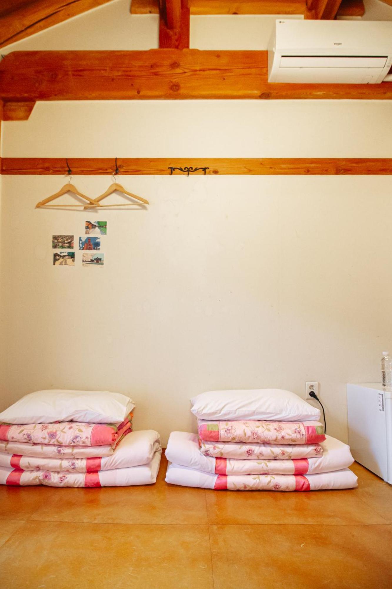 Jeonju Hanok Village Deoksugung Eksteriør billede